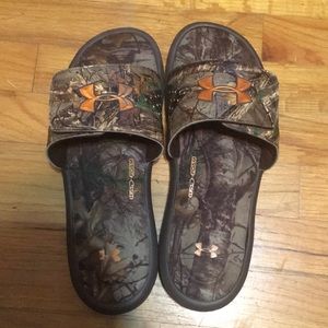 Under armor slides